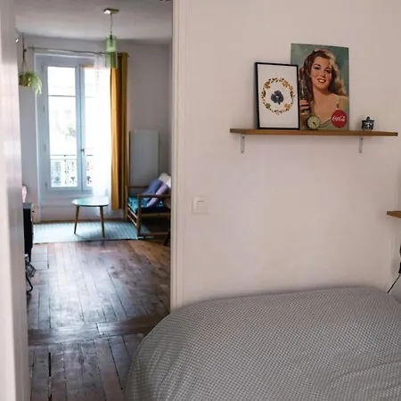 Parisian Cocoon Near Montmartre דירה פריז